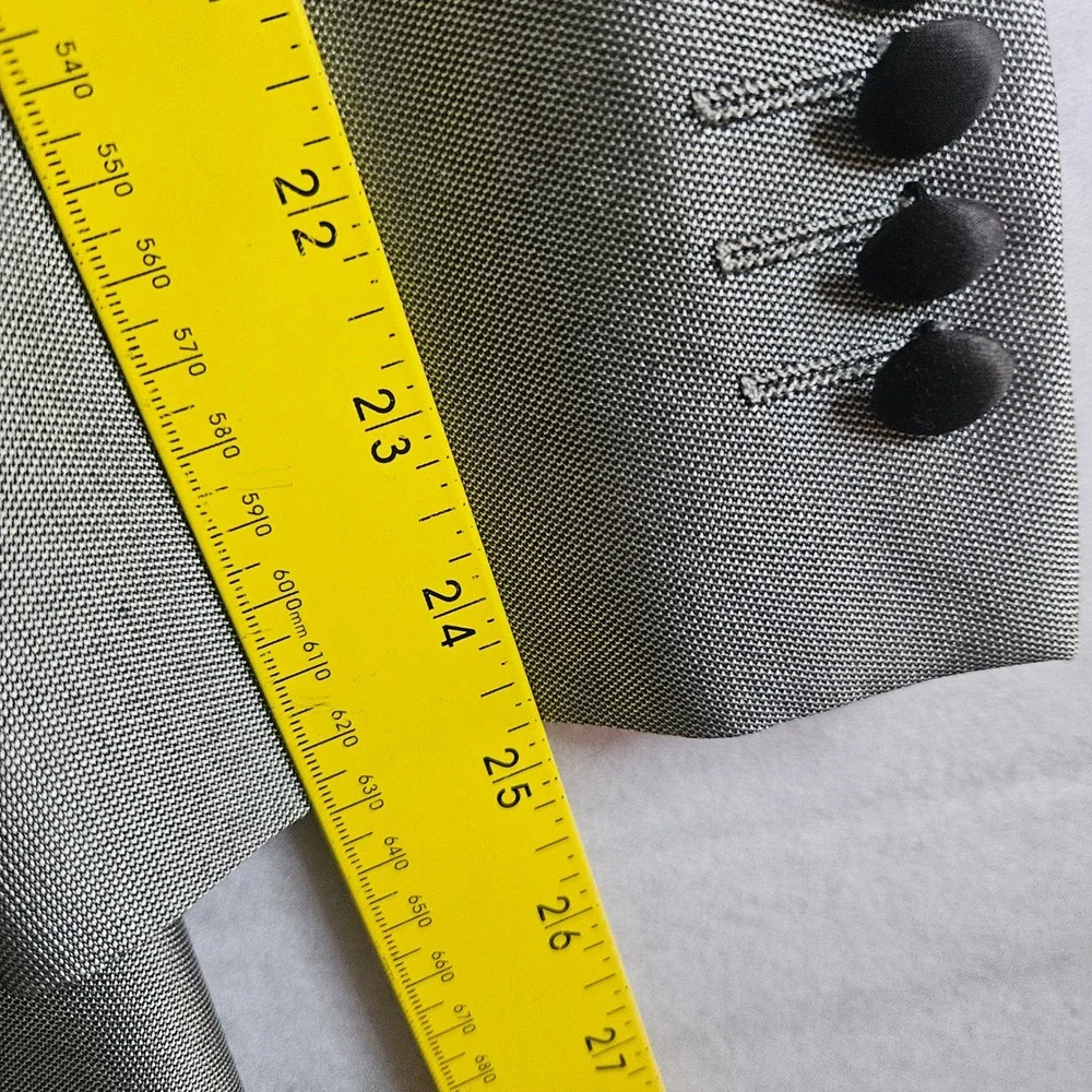 Eleganza Giorgio Sanetti Mens Silver Sharkskin Suit 42R Blazer 34W Pants 2pc